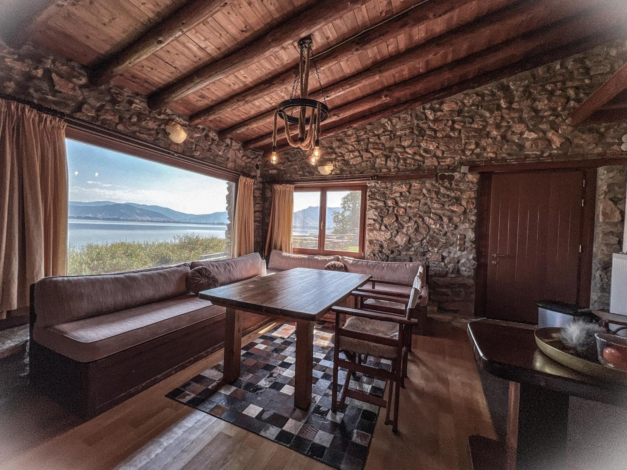 The Little Stone House By The Lake Kastoria Exteriér fotografie
